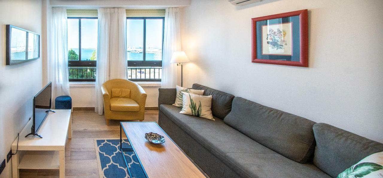 Apartamento Albatro'S Suite กาดิซ ภายนอก รูปภาพ